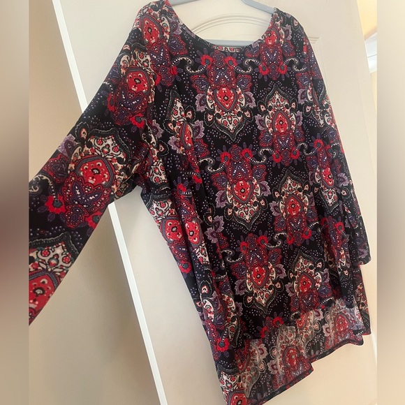 Dana Buchman Elegant Black and Red Patterned Women's Blouse Size 2X - Picture 6 of 16